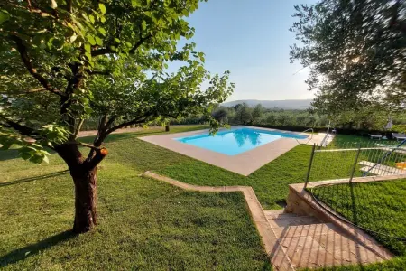 Villa dei Tarocchi, Maison de vacances spacieuse avec piscine située à Pistoia - Photo 12