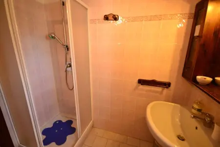 Villa dei Tarocchi, Maison de vacances spacieuse avec piscine située à Pistoia - Photo 33