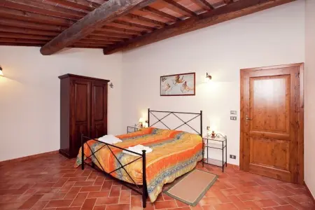 San Martino, Vaste maison de vacances à Bucine avec piscine privée - Photo 16