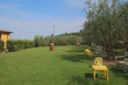 Podere Pulicciano Orciaia, Appartement cosy à Castelfranco di Sopra, pelouse et piscine - Photo 18