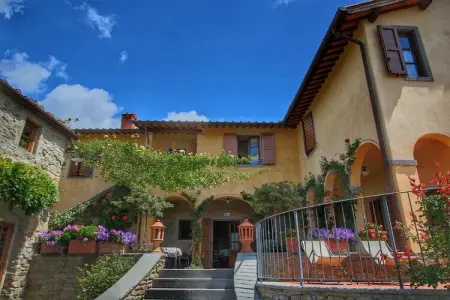 Caprifoglia, Ferme contemporain à Loro Ciuffenna avec piscine - Photo 7