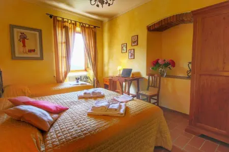 Caprifoglia, Ferme contemporain à Loro Ciuffenna avec piscine - Photo 22