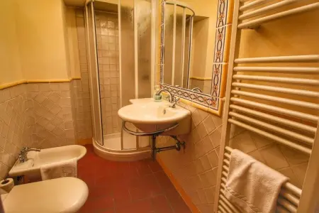 Caprifoglia, Ferme contemporain à Loro Ciuffenna avec piscine - Photo 27