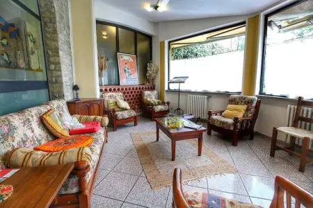 Villa Sole, Villa boutique à Scheggia avec piscine - Photo 11