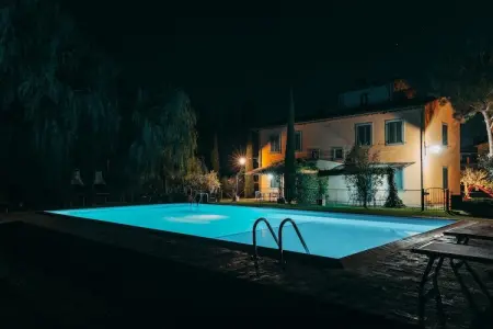 Loggia, Une ferme paisible à Cortona avec piscine - Photo 9