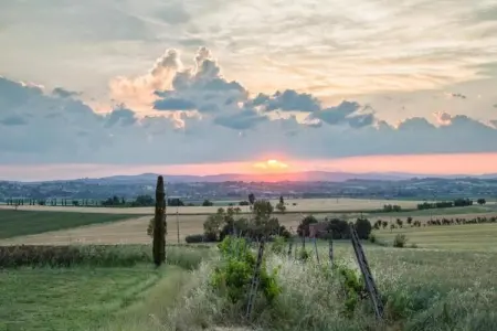 Loggia, Une ferme paisible à Cortona avec piscine - Photo 23