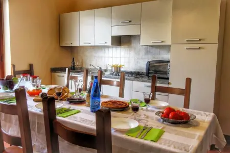 Montecchio, Ferme spacieuse avec piscine s à Castiglion Fiorentino - Photo 16