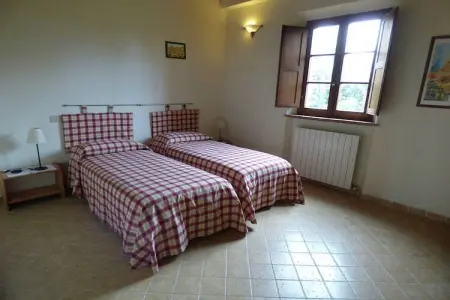 Stalla Rossa, Ferme à Castelnuovo Berardenga Toscane avec Jardin - Photo 5