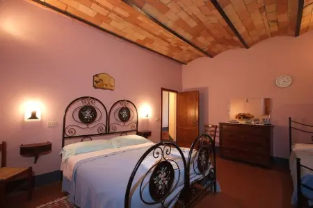 Tarugi, Vaste ferme à Pienza avec piscine - Photo 4