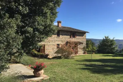 Villa in Radicofani   Siena,Piandigoro Intero IT-53040-63 N°518805