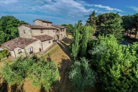 La Logetta, Ferme rustique à Montepulciano avec piscine - Photo 9