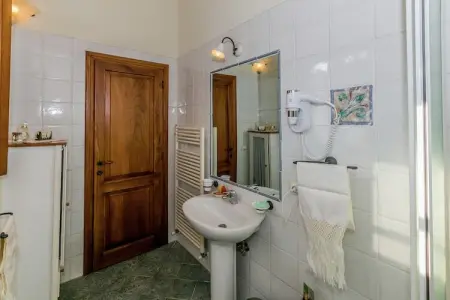 La Logetta, Ferme rustique à Montepulciano avec piscine - Photo 29