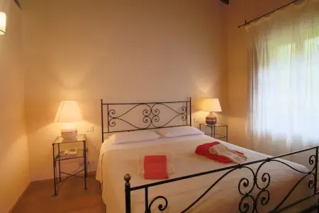 Paulonia, Villa confortable à Sinalunga avec terrasse - Photo 3