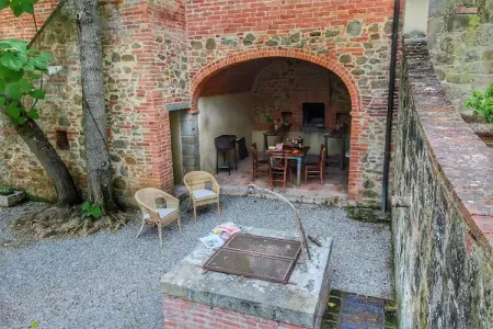 Paulonia, Villa confortable à Sinalunga avec terrasse - Photo 13