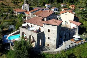 Massa-Carrare, Appartement à Casola in Lunigiana, Castello di Argigliano 1 IT-54014-01 N°274301