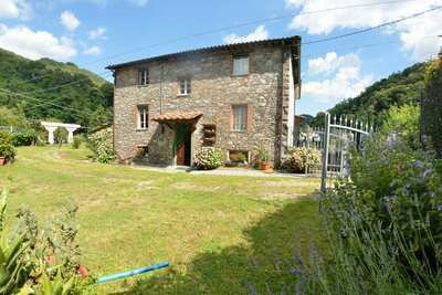 Casa Irene, Gîte 6 personen in Pescaglia IT-55012-008