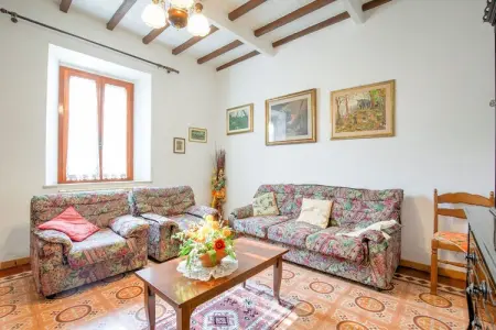 La Casa dei Nonni, Maison de vacances reposante à Chianni avec jardin, terrasse, barbecue - Photo 1