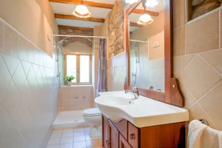 La Casa dei Nonni, Maison de vacances reposante à Chianni avec jardin, terrasse, barbecue - Photo 6