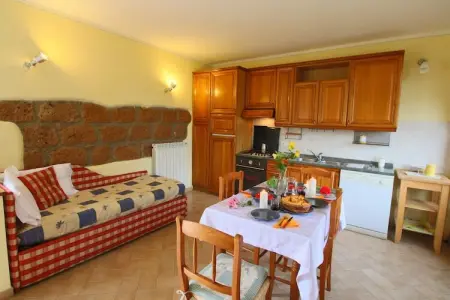 Piano, Ferme traditionnelle à Sorano avec piscine - Photo 1