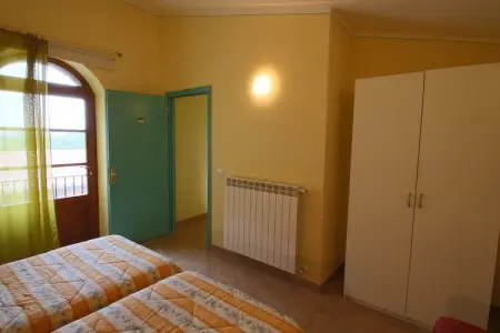 Piano, Ferme traditionnelle à Sorano avec piscine - Photo 17