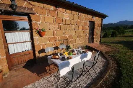 Piano, Ferme traditionnelle à Sorano avec piscine - Photo 23