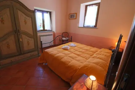 Rosa Gialla, Demeure de vacances à Apecchio avec piscine - Photo 2