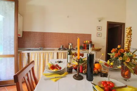 Rosa Gialla, Demeure de vacances à Apecchio avec piscine - Photo 9