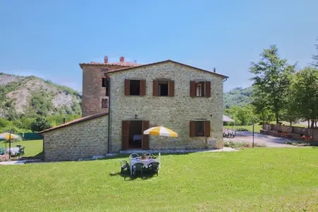 Rosa Rossa, Belle demeure de charme à Apecchio avec piscine - Photo 2