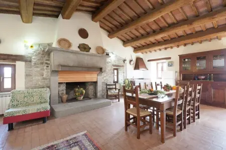 Scalocchio, Ferme à Apecchio avec piscine, patio, jardin, barbecue - Photo 4