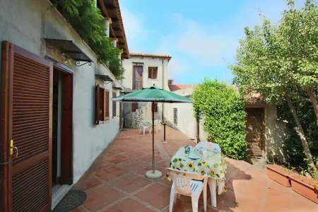 Flor, Demeure spacieuse à Parghelia près de la mer - Photo 6