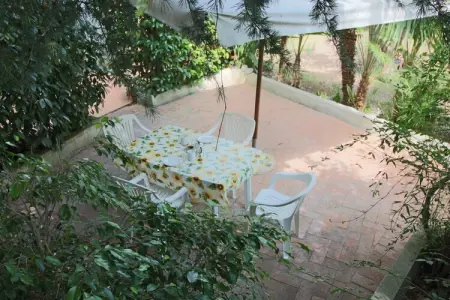 Flor, Demeure spacieuse à Parghelia près de la mer - Photo 14