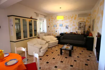 Olivia, Maison de vacances confortable à Ricadi près de la mer - Photo 6