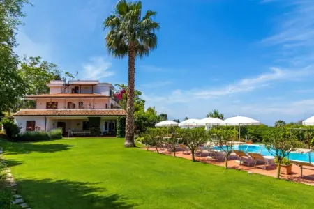 Villa Conte, Villa moderne avec piscine à Ricadi - Photo 28