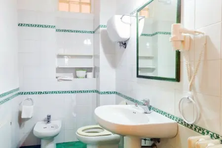 Villa Nicola, Villa spacieuse en Calabre avec piscine partagée - Photo 35