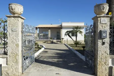 Villa Rita, Grande maison de vacances avec piscine privée à Marsala - Photo 4