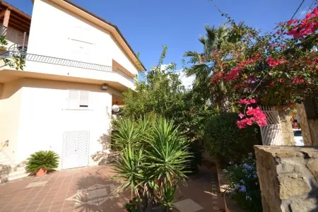 Timpi Russi Trilo 1 piano, Maison de vacances confortable en Sicile au bord de la mer - Photo 5