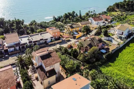 Timpi Russi Bilo Mansarda, Maison de vacances ensoleillée à Sciacca avec balcon - Photo 34