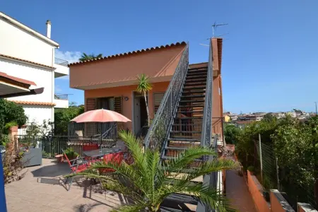 Casa con Terrazza, Charmante maison de vacances à Giardini Naxos près de la mer - Photo 2