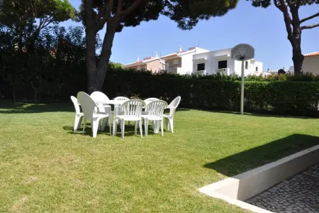 Villa Luisa, Maison de vacances moderne à Quarteira avec piscine - Photo 18