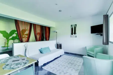 Veerle, Villa haut de gamme, piscine et terrasse privée à Penafiel - Photo 5