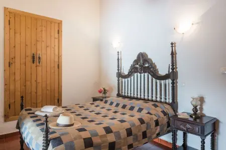 Casa do Forno de Pão, Maison à Montemor-o-Novo Alentejo avec piscine partagée - Photo 4