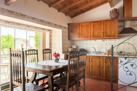 Casa do Forno de Pão, Maison à Montemor-o-Novo Alentejo avec piscine partagée - Photo 14