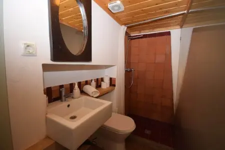 Casa do Tanque, Gîte calme à São Luís Alentejo dans la nature luxuriante - Photo 11