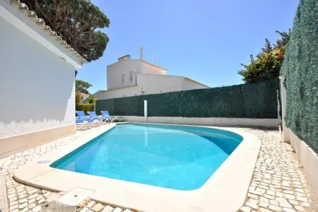 Villa Marcelo, Villa de style portugais typique, quartier calme de Vilamoura avec piscine privée - Photo 4