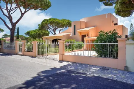 Vivenda Maximino, Magnifique villa à Vilamoura avec barbecue et piscine privée - Photo 2