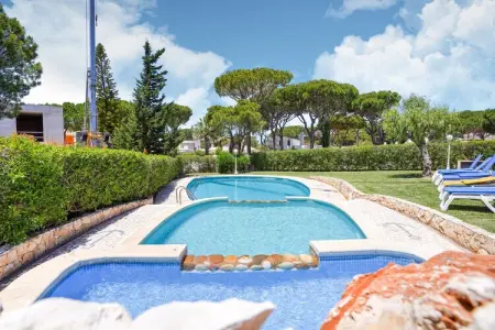 Vivenda Maximino, Magnifique villa à Vilamoura avec barbecue et piscine privée - Photo 4