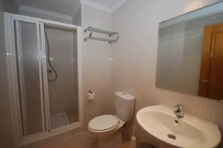 Los Olivos del Golf, Luxueuse maison de vacances à Quarteira Algarve avec jacuzzi - Photo 12