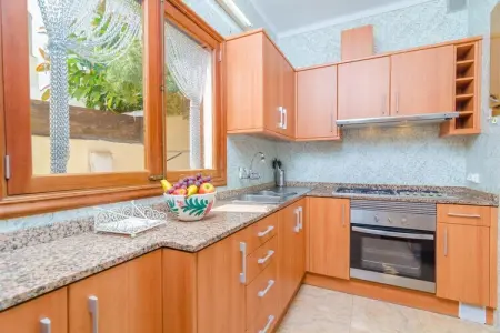 Can Pedro Ros, Chalet de style à S'Illot-Cala Morlanda avec balcon - Photo 2