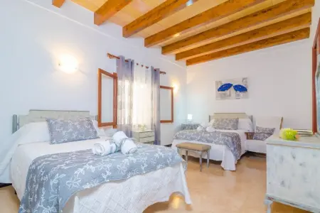 Can Pedro Ros, Chalet de style à S'Illot-Cala Morlanda avec balcon - Photo 14