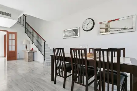 Brisas del Golf, Villa moderne à Alhaurín el Grande avec piscine - Photo 9